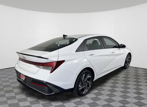 2025 Hyundai ELANTRA Sport