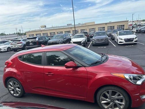 Boston Red Metallic 2017 Hyundai Veloster Base