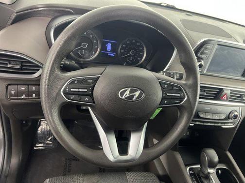 2019 Hyundai SANTA FE SE 2.4