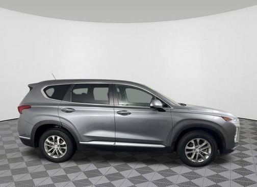 2019 Hyundai SANTA FE SE 2.4