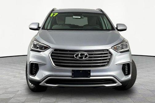 Circuit Silver 2017 Hyundai SANTA FE SE