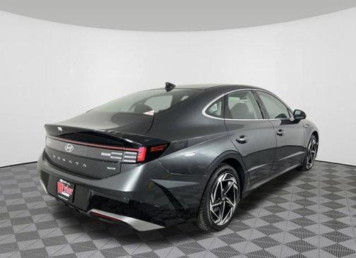 2026 Hyundai SONATA SEL