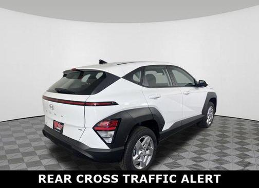 2025 Hyundai KONA SE