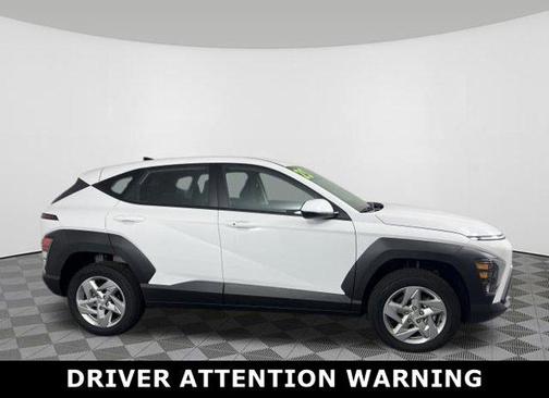2025 Hyundai KONA SE