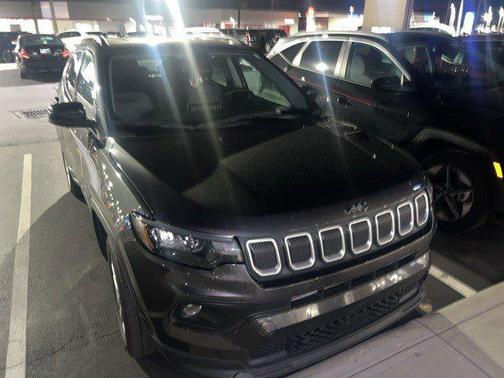 2022 Jeep Compass Latitude