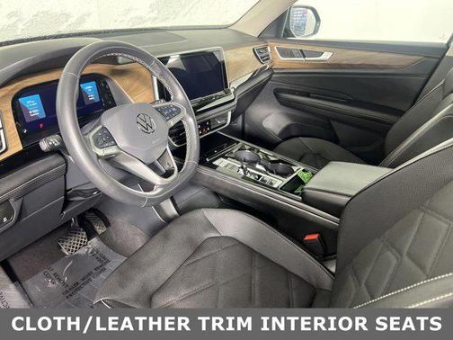 2024 Volkswagen Atlas 2.0T SE w/Technology 4MOTION