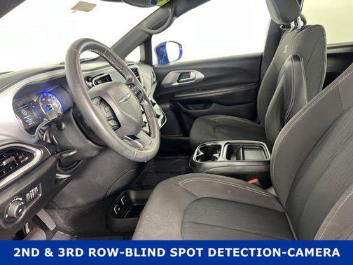 2020 Chrysler Pacifica Touring