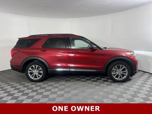 RAPID RED MET TINTED CC 2022 Ford Explorer XLT