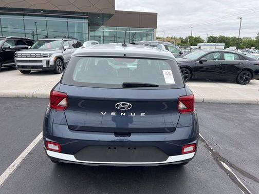Denim w/White Roof 2024 Hyundai VENUE Limited