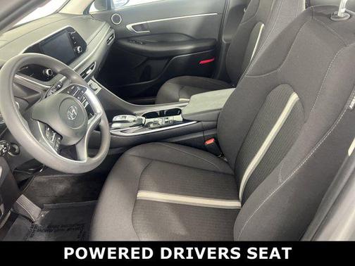 2022 Hyundai SONATA SEL