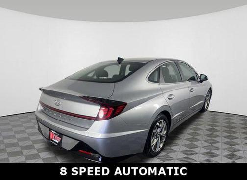 2022 Hyundai SONATA SEL