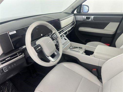 2025 Hyundai SANTA FE SE