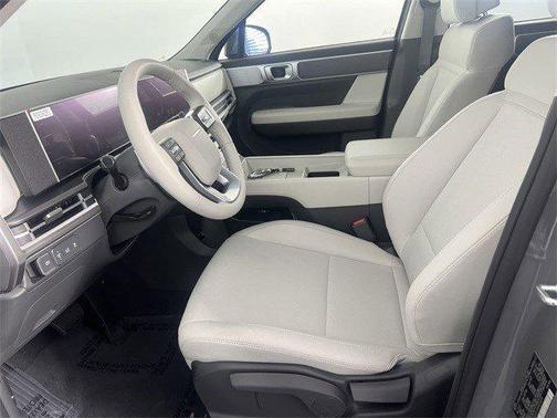 2025 Hyundai SANTA FE SE