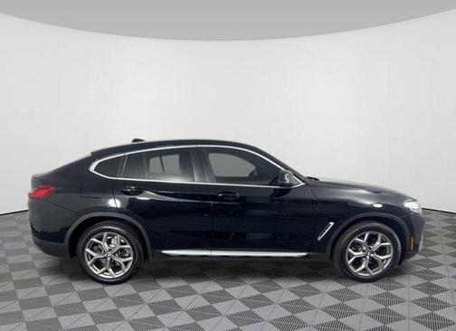 2022 BMW X4 xDrive30i