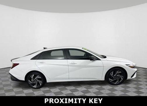 2025 Hyundai ELANTRA Sport