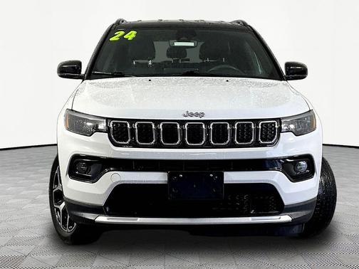 Bright White Clearcoat 2024 Jeep Compass Limited