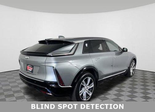 2024 Cadillac LYRIQ Tech