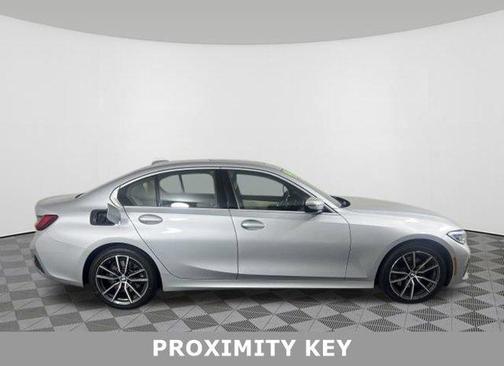2019 BMW 330 330i