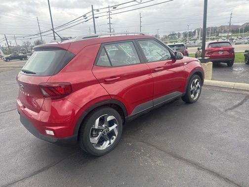 2023 Hyundai VENUE Limited