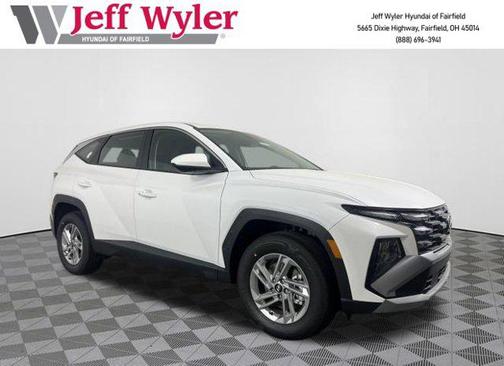 2025 Hyundai TUCSON SE