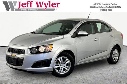 Silver Ice Metallic 2013 Chevrolet Sonic LT