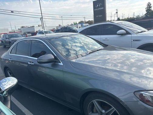 2017 Mercedes-Benz E-Class 4MATIC