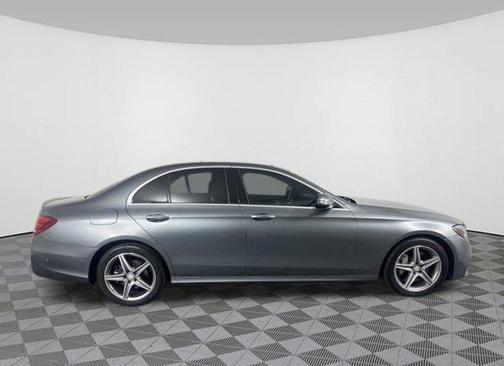 2017 Mercedes-Benz E-Class 4MATIC