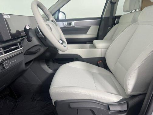 2025 Hyundai SANTA FE SE