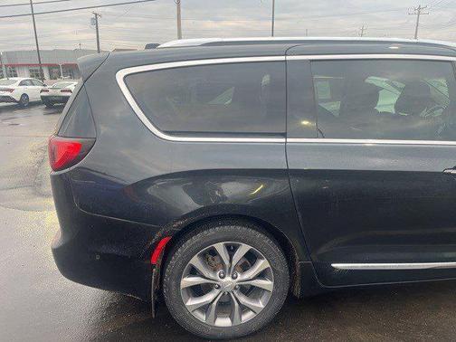 2019 Chrysler Pacifica Limited