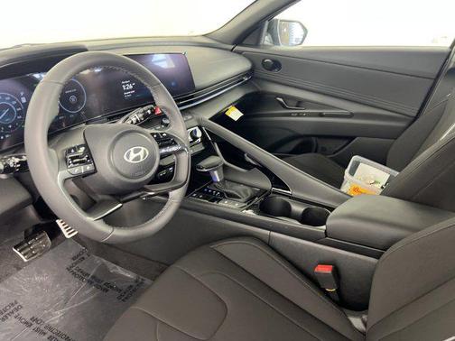 2025 Hyundai ELANTRA Sport