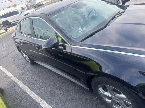 2023 Hyundai SONATA SE
