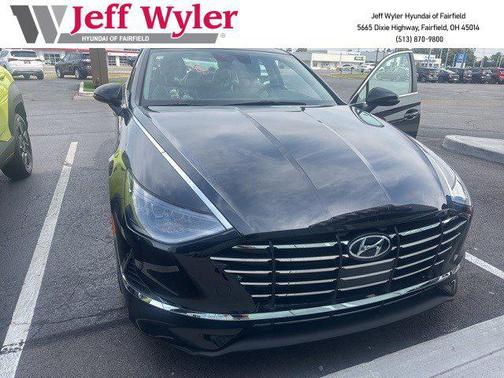 2023 Hyundai SONATA SE