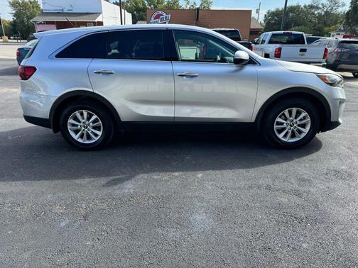 2019 Kia Sorento L