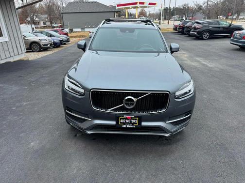 2019 Volvo XC90 T6 Momentum