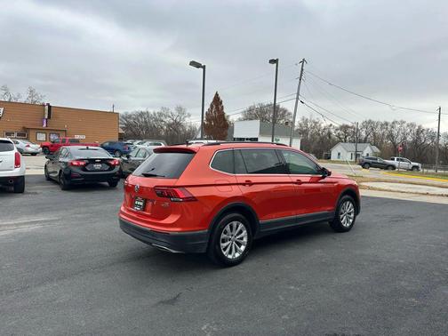 2018 Volkswagen Tiguan 2.0T SE 4MOTION