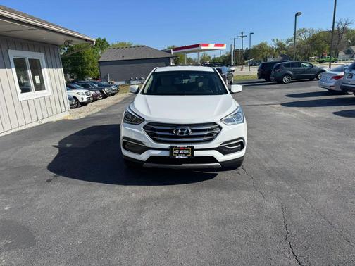Pearl White 2018 Hyundai Santa Fe Sport 2.4L