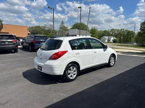 2009 Nissan Versa 1.8 SL