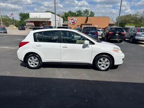 2009 Nissan Versa 1.8 SL