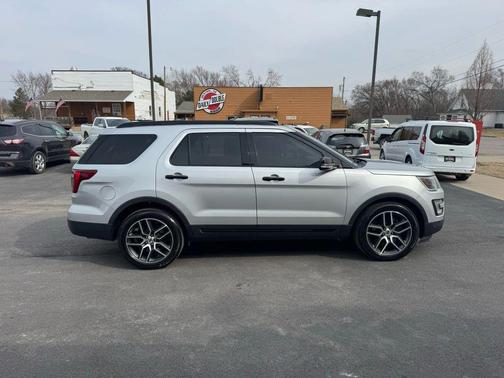 2016 Ford Explorer Sport