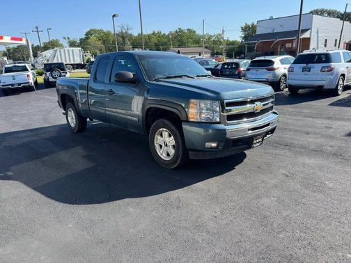 Blue 2011 Chevrolet Silverado 1500 LT