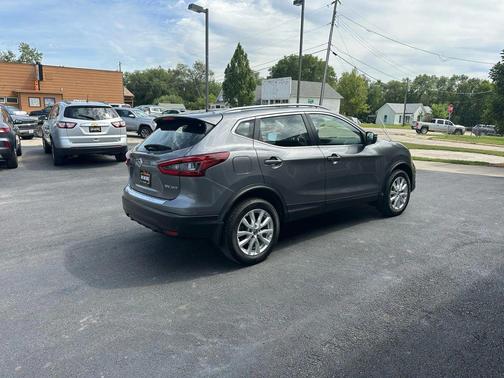 2020 Nissan Rogue Sport SV