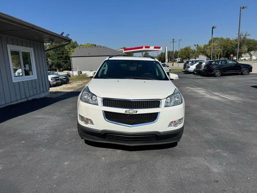 2011 Chevrolet Traverse 2LT