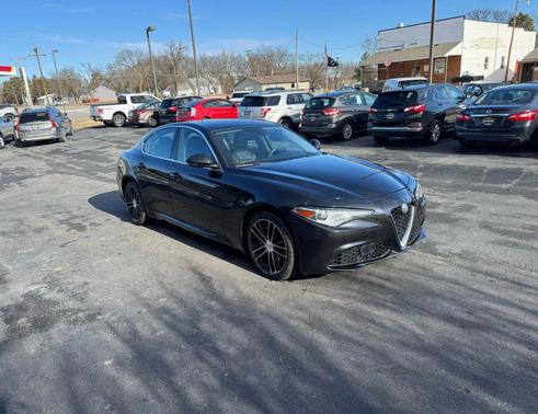2017 Alfa Romeo Giulia Base