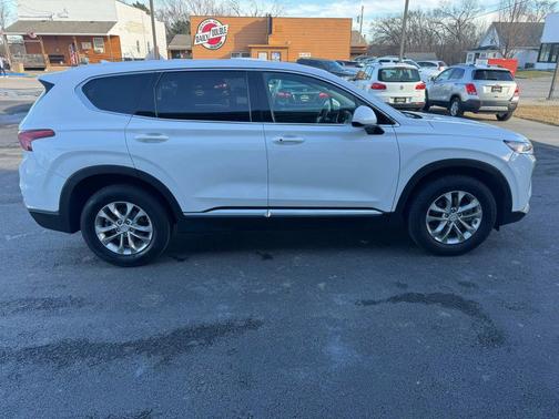 2019 Hyundai SANTA FE SEL 2.4