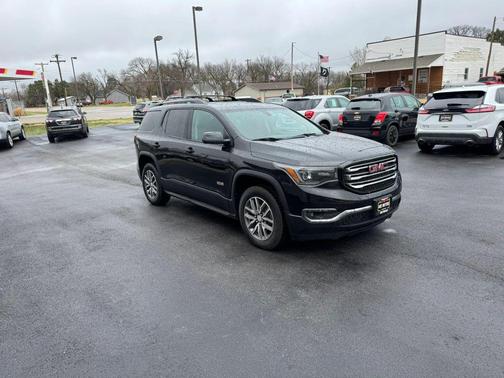 Black 2019 GMC Acadia SLE-2