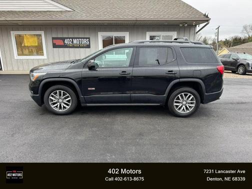 Black 2019 GMC Acadia SLE-2