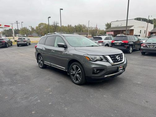 2018 Nissan Pathfinder Platinum