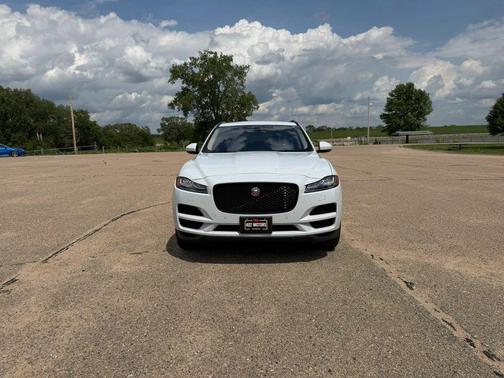 2018 Jaguar F-PACE 25t Prestige