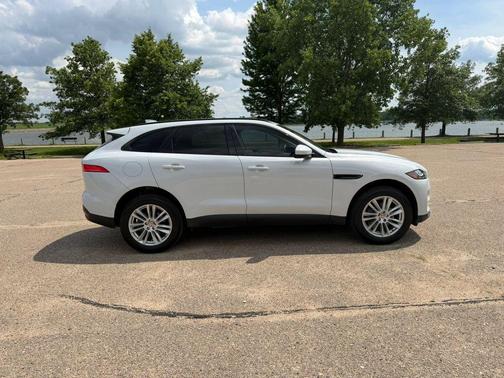 2018 Jaguar F-PACE 25t Prestige