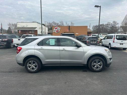 2017 Chevrolet Equinox LS